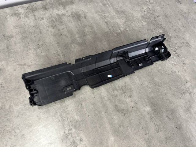 17118625437 BMW Кронштейн радиатора правый купить в Одесса