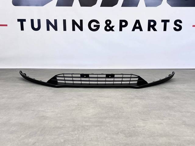 1873305 FORD Решетка бампера переднего центральная купить в Кривой Рог