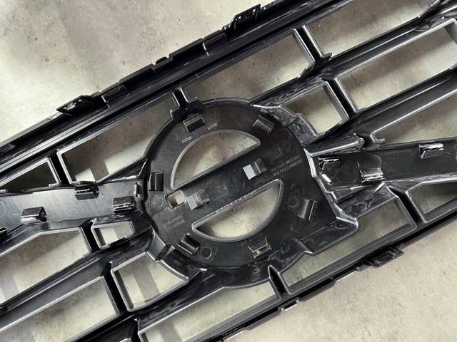 30795039 VOLVO Решетка радиатора купить в Ровно