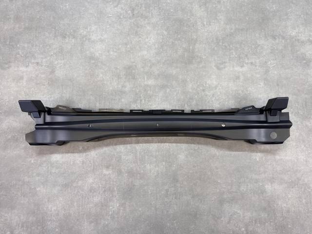 VOLVO 31323835 Усилитель бампера переднего в наличии Черновцы