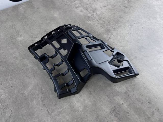 31353404 VOLVO Кронштейн бампера переднего правый купить в Ужгород