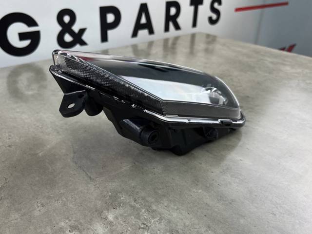31395865 VOLVO Фара противотуманная левая купить в Николаев