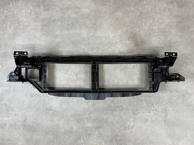 31425368 VOLVO Верхний дефлектор радиатора купить в Одесса