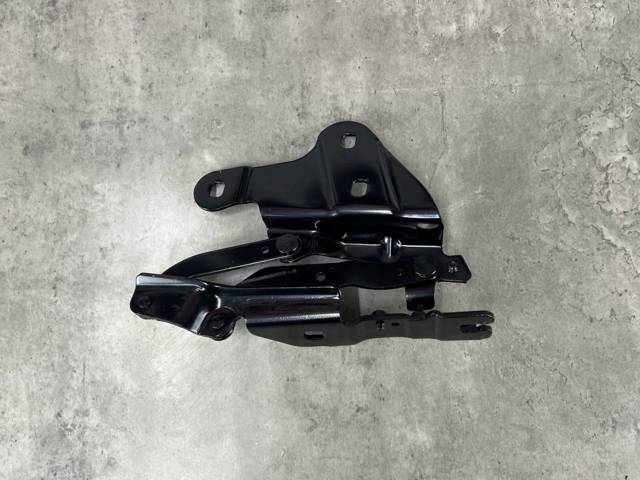 41002993149 BMW Петля капота левая купить в Тернополь