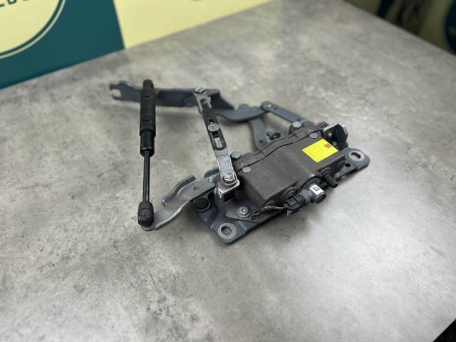 BMW 41007270884 Петля капота правая в наличии Запорожье