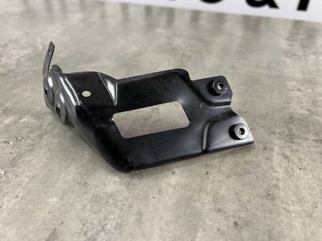 41007492371 BMW Кронштейн крыла заднего купить в Житомир
