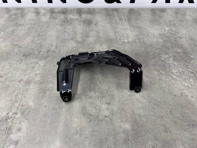 BMW 41357475804 Кронштейн крепления крыла переднего правого задний в наличии Сумы