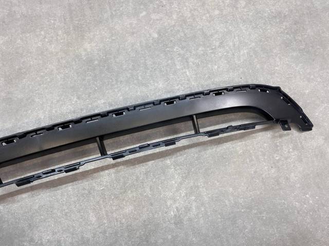 4L0807683C01C Решетка бампера купить Черкассы