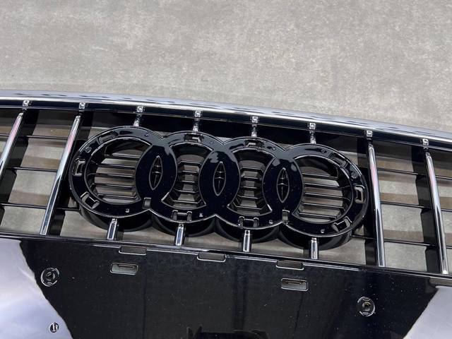 4L0853651GT94 Решетка радиатора купить Черновцы