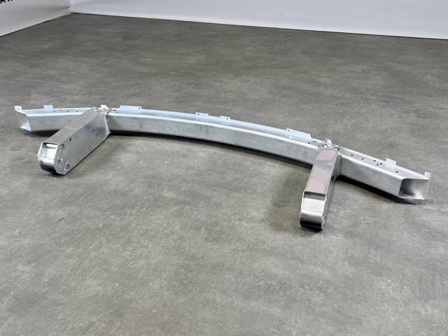 51117183853 BMW Усилитель переднего бампера купить в Черкассы