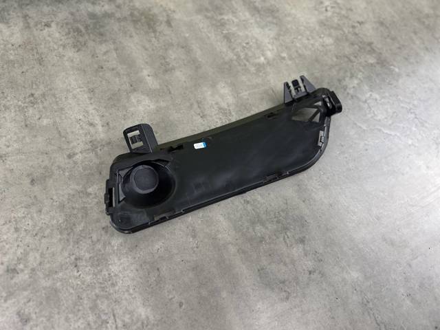 51117210469 BMW Решетка бампера переднего левая купить в Ужгород