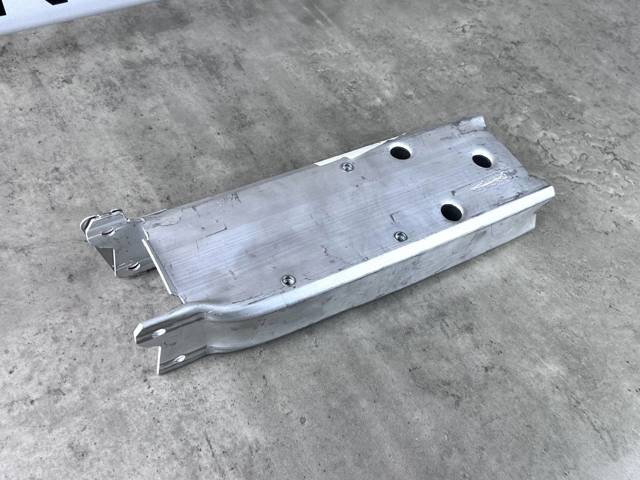 51117289908 BMW Кронштейн усилителя переднего бампера купить в Каменское