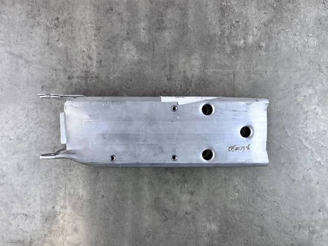 51117289908 BMW Кронштейн усилителя переднего бампера купить в Николаев