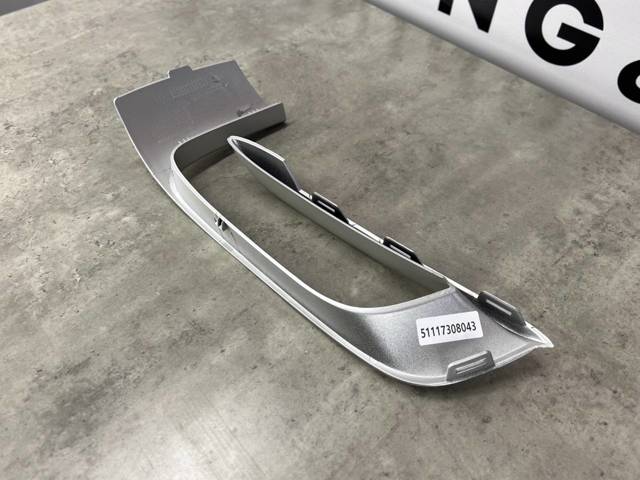 51117308043 BMW Молдинг решетки бампера переднего левый купить в Одесса