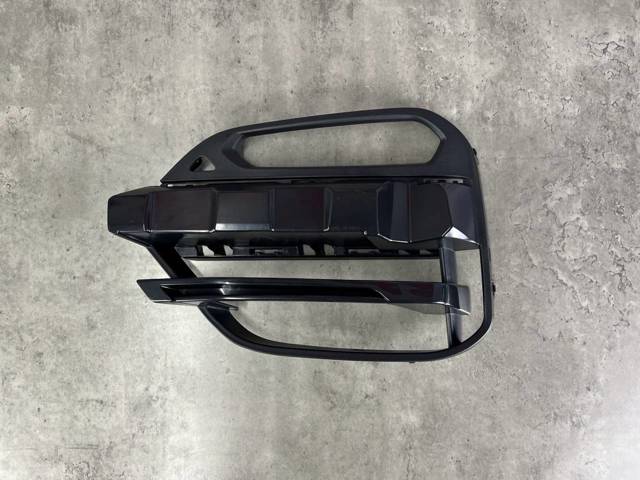 BMW 51117420871 Решетка бампера переднего левая в наличии Житомир