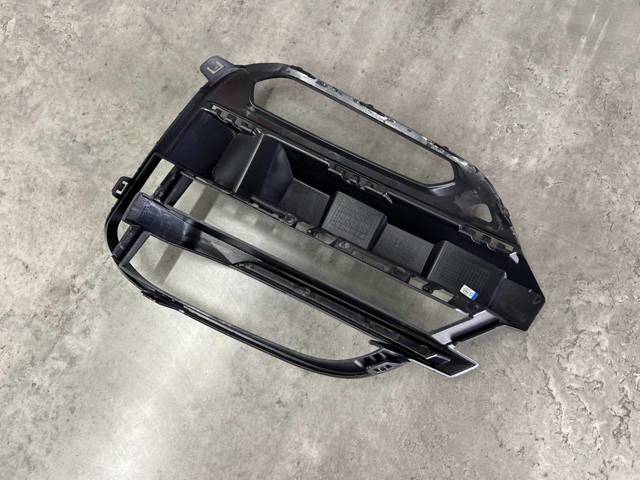 51117420871 BMW Решетка бампера переднего левая купить в Одесса