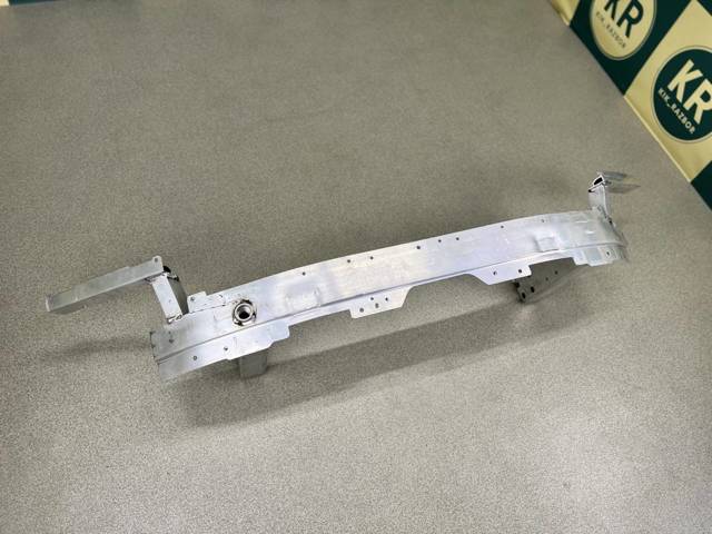 51117421599 BMW Усилитель переднего бампера купить в Каменское