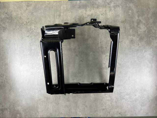 BMW 51117421884 Усилитель переднего бампера в наличии Николаев