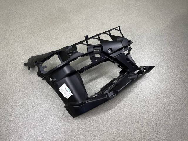 51117422248 BMW Кронштейн бампера переднего правый купить в Ирпень