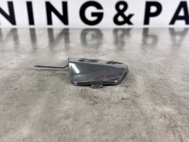 BMW 51117422901 Заглушка бампера буксировочного крюка передняя в наличии Каменское