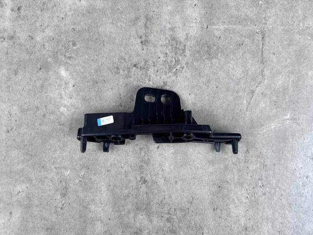51117458366 BMW купить в Кривой Рог