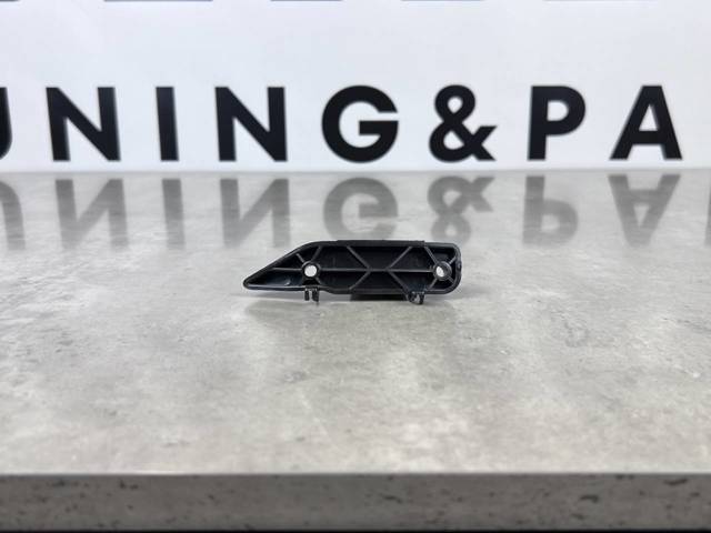 BMW 51117930989 Кронштейн бампера переднего левый в наличии Николаев