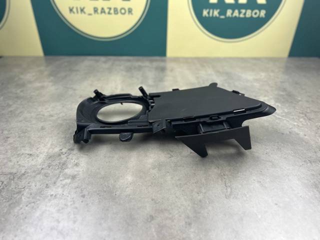BMW 51118054155 Заглушка (решетка) противотуманных фар бампера переднего левая в наличии Полтава