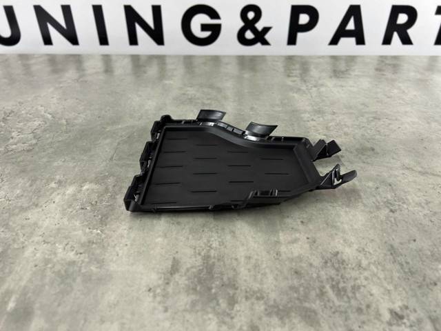 51118069214 BMW Решетка бампера переднего правая купить в Ровно