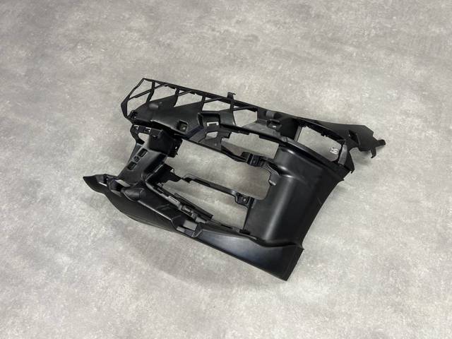 BMW 51118069347 Кронштейн бампера переднего левый в наличии Ирпень