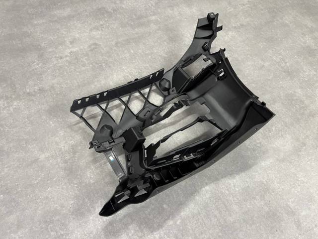 51118069348 BMW Кронштейн бампера переднего правый купить в Тернополь