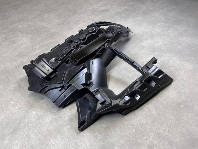 BMW 51118069891 Кронштейн крепления противотуманной фары левой в наличии Украина