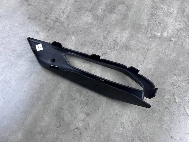51118074260 BMW Ободок (окантовка) фары противотуманной правой купить в Черновцы