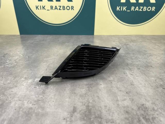 BMW 51118075601 Решетка бампера переднего левая нижняя в наличии Киев