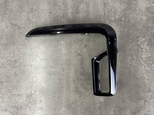 BMW 51118079587 Накладка бампера переднего левая в наличии Сумы
