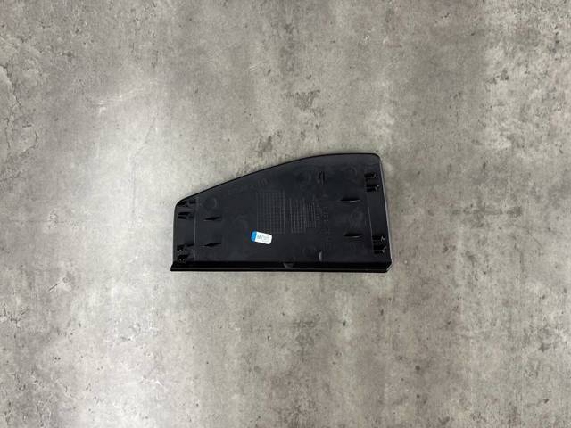 51118092124 BMW Заглушка бампера буксировочного крюка передняя левая купить в Киев