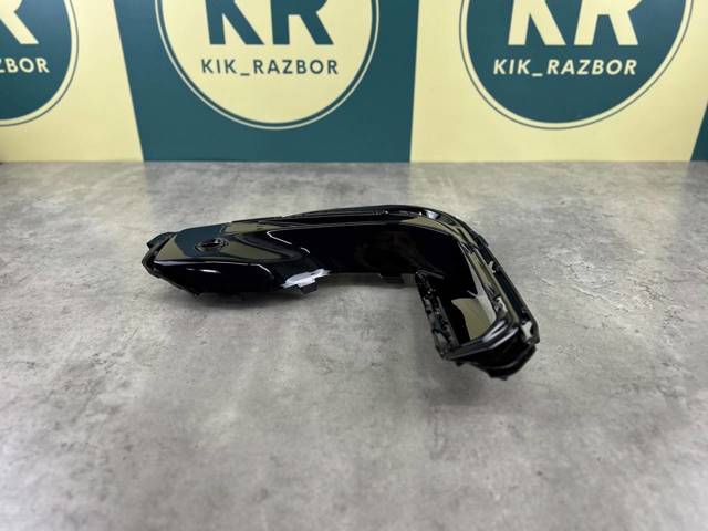 BMW 51118746239 Ободок (окантовка) фары противотуманной левой в наличии Винница
