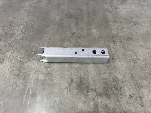 51119478577 BMW Кронштейн усилителя переднего бампера купить в Одесса