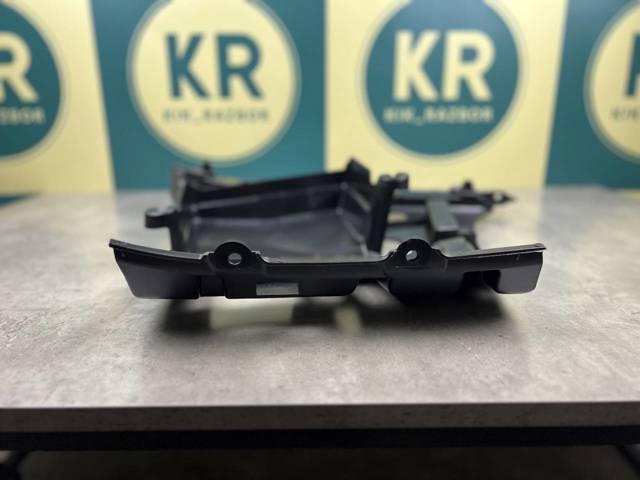 51127256923 BMW Кронштейн бампера заднего внешний левый купить в Киев
