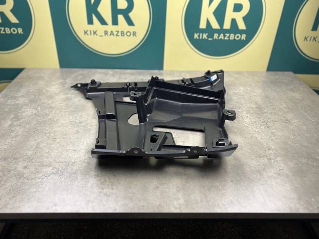 BMW 51127256924 Кронштейн бампера заднего внешний правый в наличии Украина
