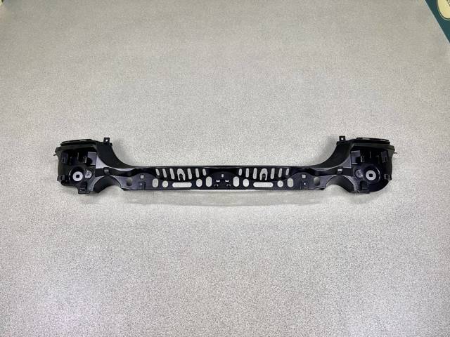 51127331600 BMW Кронштейн бампера заднего центральный купить в Украина