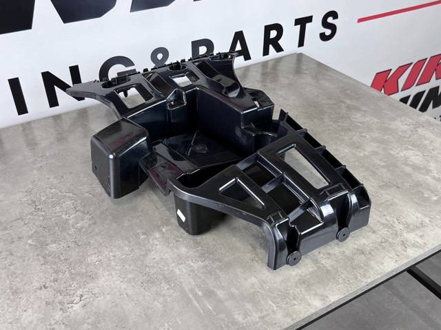 51127332318 BMW Направляющая заднего бампера правая купить в Винница