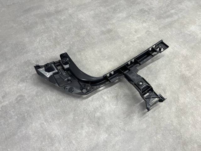 51127381120 BMW Кронштейн бампера заднего правый купить в Ровно