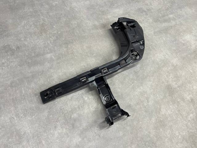 BMW 51127381120 Кронштейн бампера заднего правый в наличии Украина