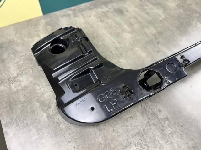BMW 51127400665 Кронштейн бампера заднего левый в наличии Киев