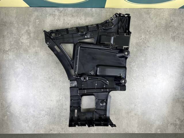 51127400668 BMW Направляющая заднего бампера правая купить в Ровно