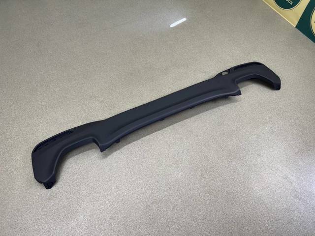 51128064718 BMW Накладка бампера заднего купить в Украина