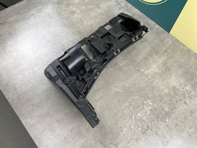 BMW 51128069245 Кронштейн бампера заднего левый в наличии Ирпень