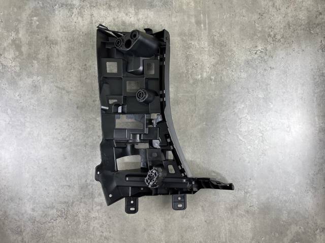 51128069246 BMW Кронштейн бампера заднего правый купить в Житомир