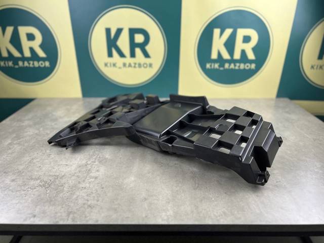 BMW 51128069247 Кронштейн бампера заднего внешний левый в наличии Тернополь