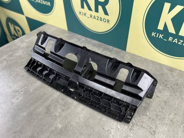 BMW 51128069250 Кронштейн бампера заднего в наличии Кривой Рог